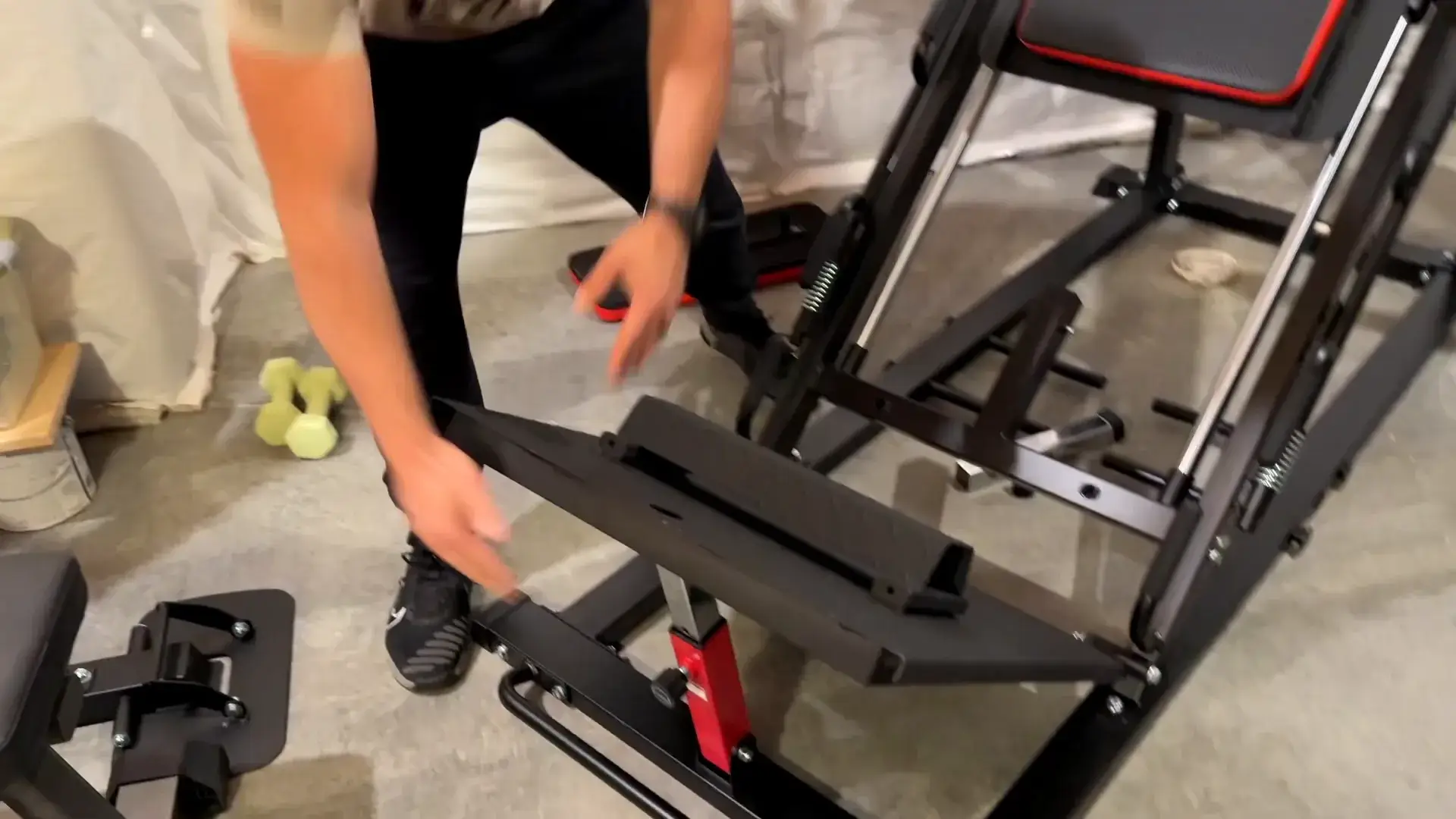 Exploring the GMWD 3 in 1 Hack Squat Leg Press Machine 4